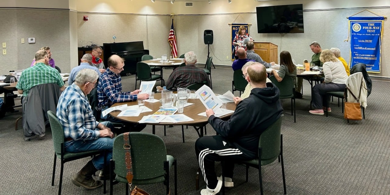 643526974_898127999694487_7231079272211159161_n-1